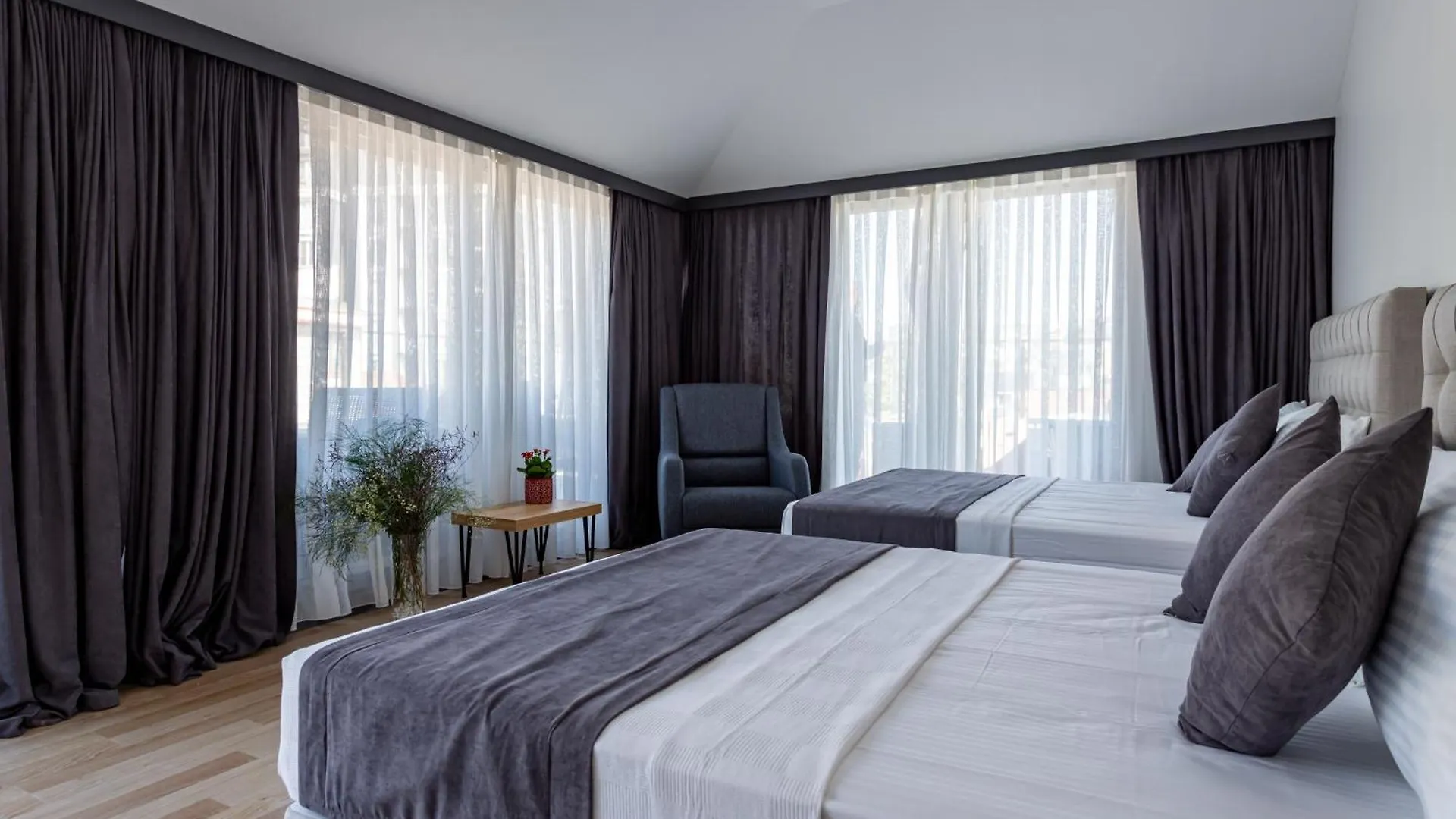 Atm Suit Otel Istanbul 3*,  Turkey