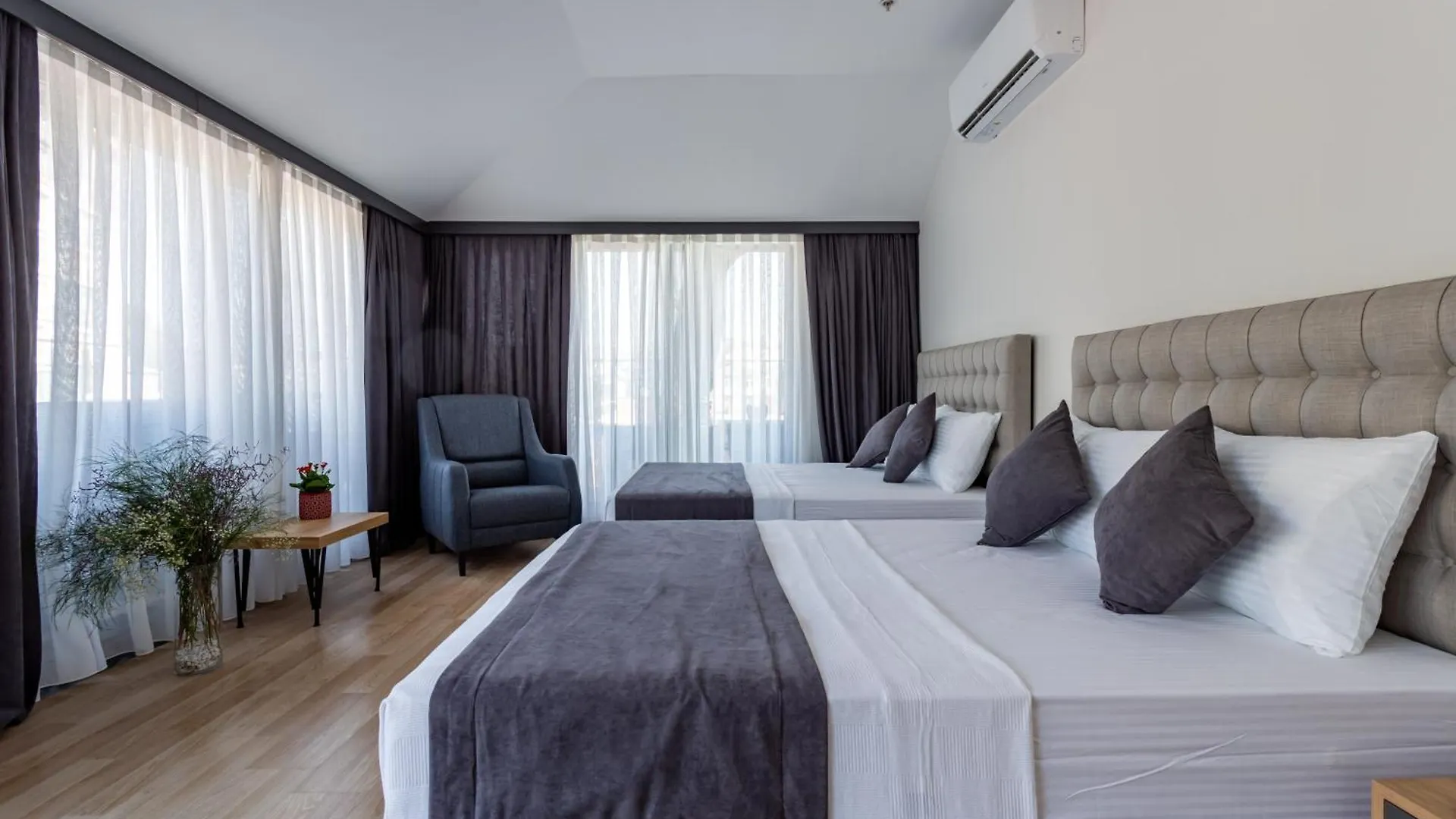 Atm Suit Otel Istanbul Turkey
